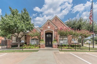 The Livingston Rentals - Plano, TX | Apartments.com