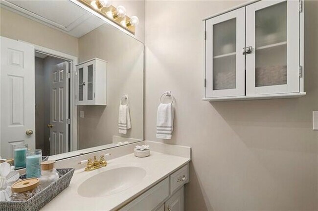 Foto del edificio - 14421 W 139th St