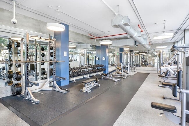 Foto del edificio - 1200 West Ave