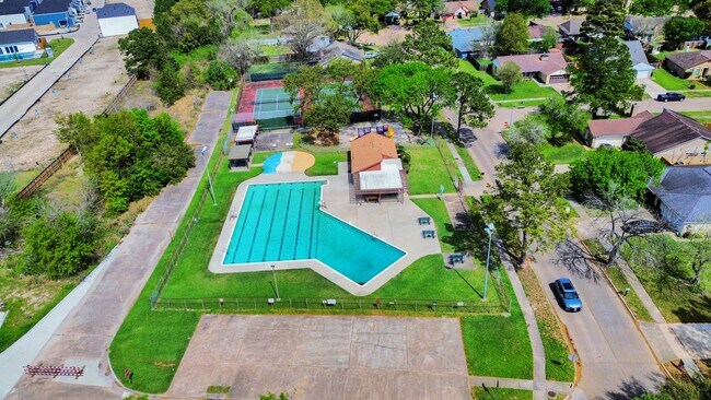 Foto del edificio - 3614 Almington Ln