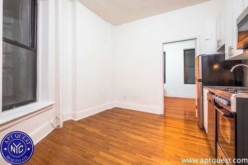 Foto del edificio - 178 Thompson St