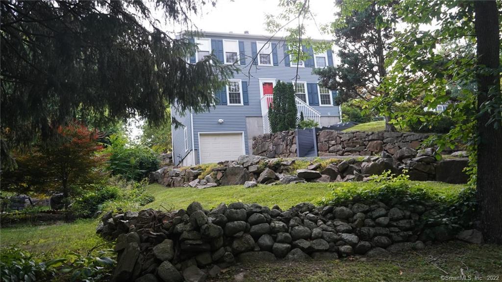 Primary Photo - 11 Machalowski Rd