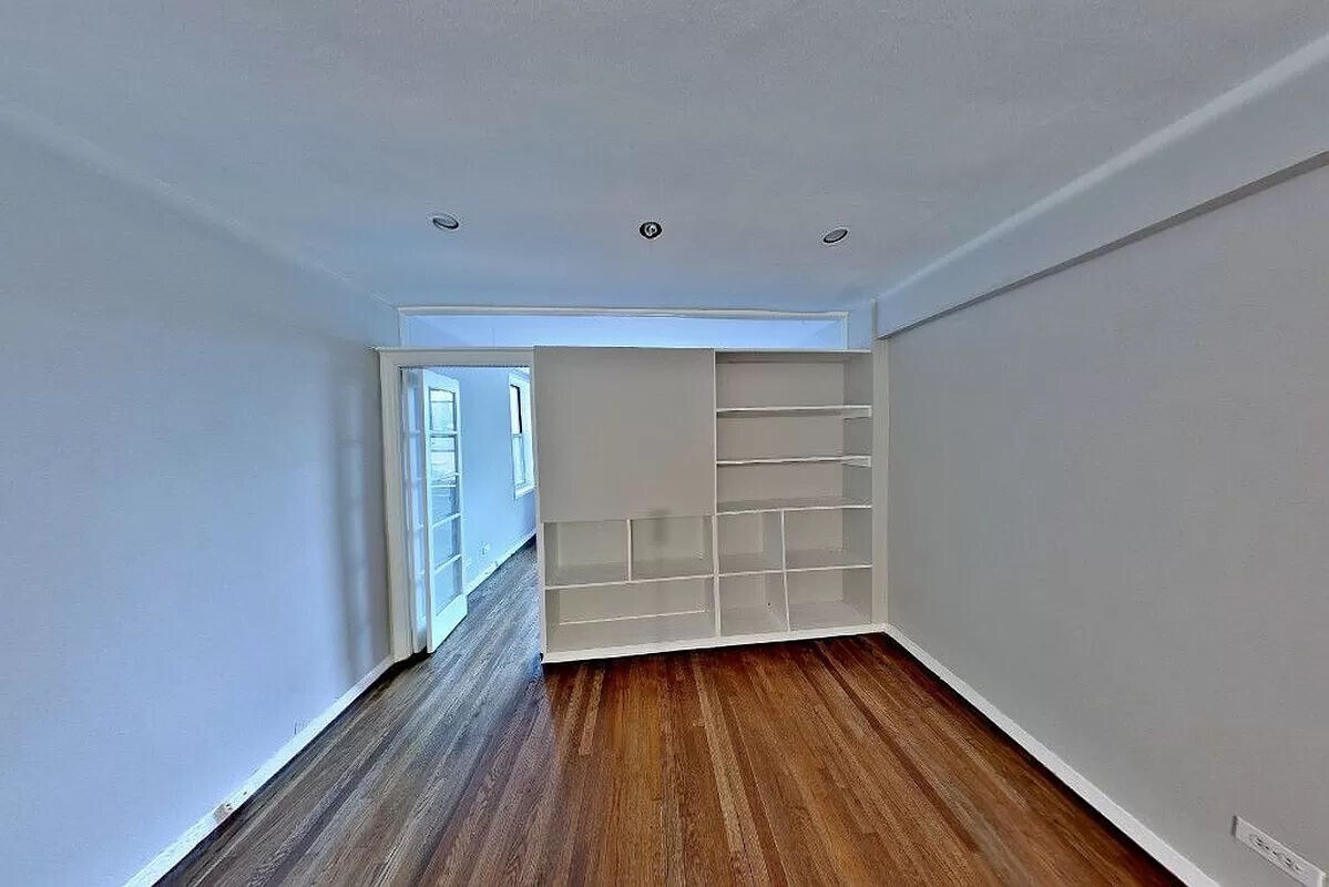 Building Photo - 340 East 58th Street