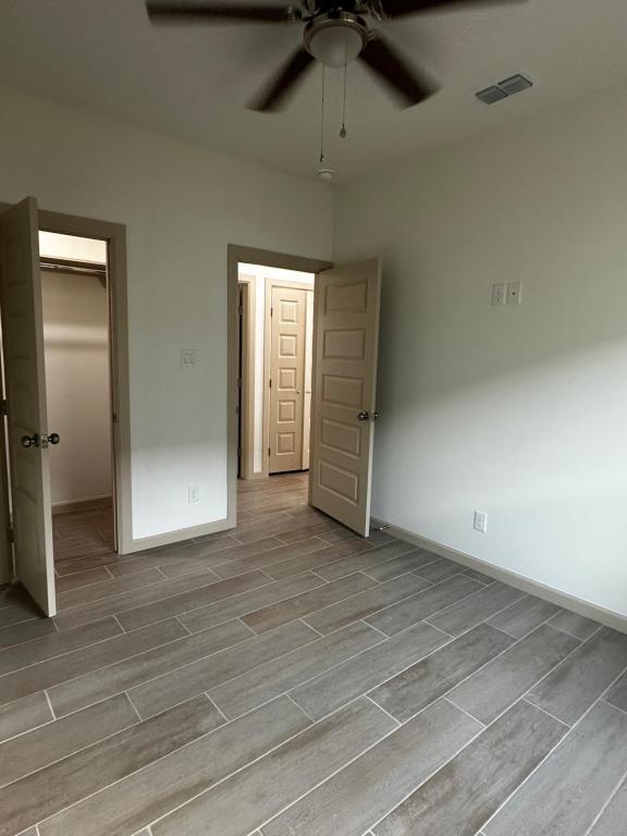 Foto del edificio - 609 N Emerald Ave