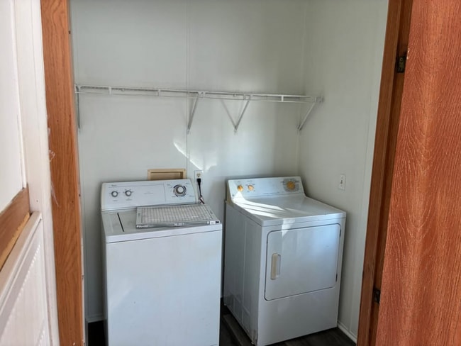 Building Photo - 1220 Garden Grove Ln