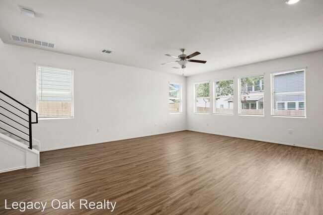 Foto del edificio - 4 br, 3 bath House - 1125 Winifred Dr