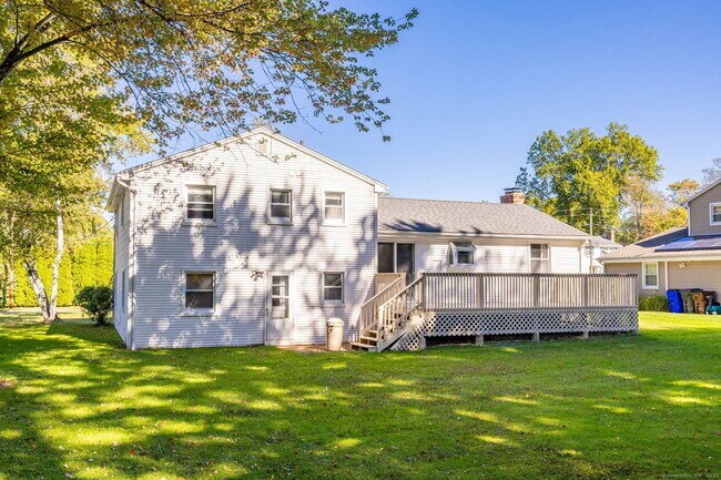 Building Photo - 99 Fuller Dr