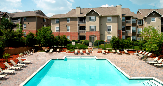 Building Photo - Breckenridge Apartments