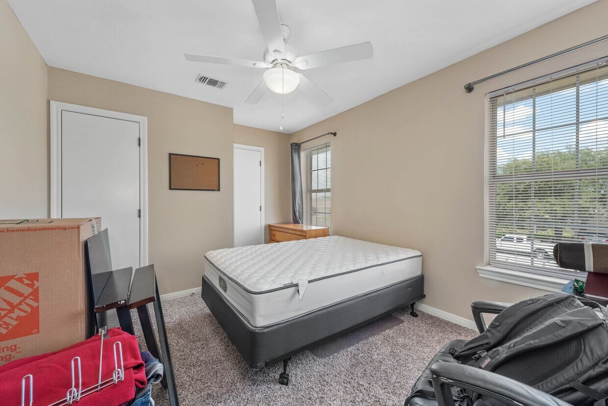 Primary Photo - AUGUST 2026 PRE-LEASE!! COME TOUR THIS AMAZING 4 bed, 4 bath Home!!