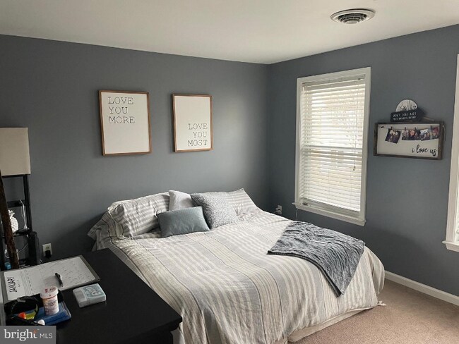 Foto del edificio - 510 Brookletts Ave