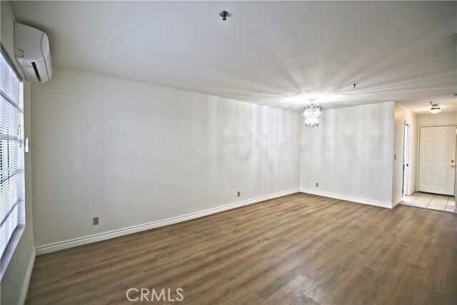 Foto del edificio - 1211 Huntington Dr