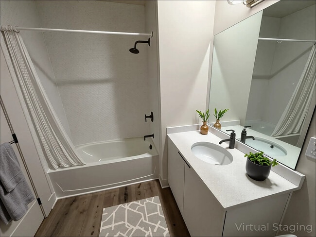 Bathroom - 108 Park Pl
