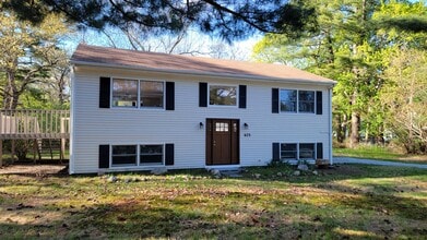 Building Photo - 429 Davisville Rd