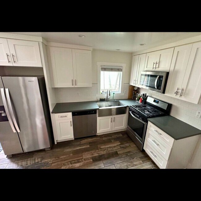 Foto del edificio - 1462-1462 W 28th St