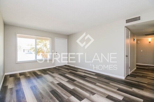 Foto del edificio - NOW OFFERING FIRST FULL MONTH FREE!