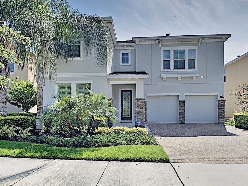 Foto principal - 8931 Lookout Pointe Dr