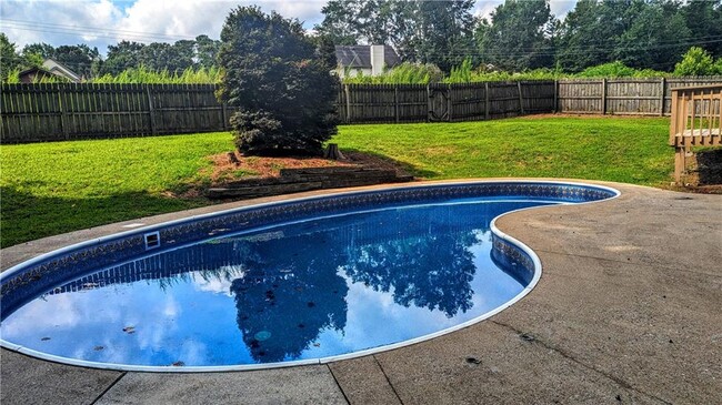 Foto del edificio - 4520 Parkcrest Ct NE