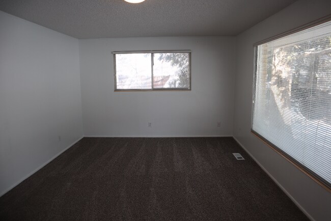 Building Photo - 2551 N 1225 E
