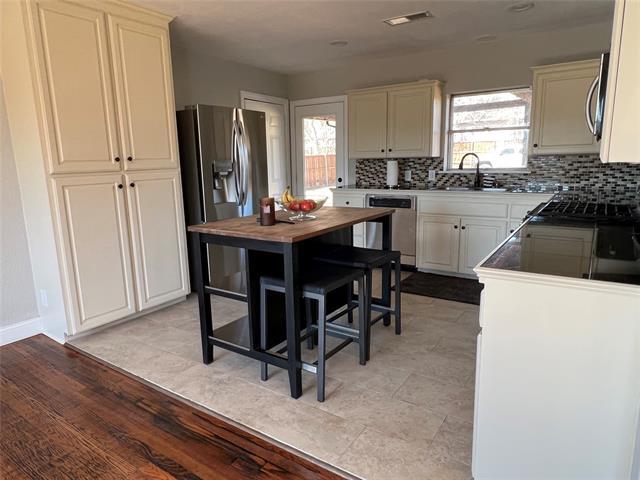 Foto del edificio - 6315 Royal Ln