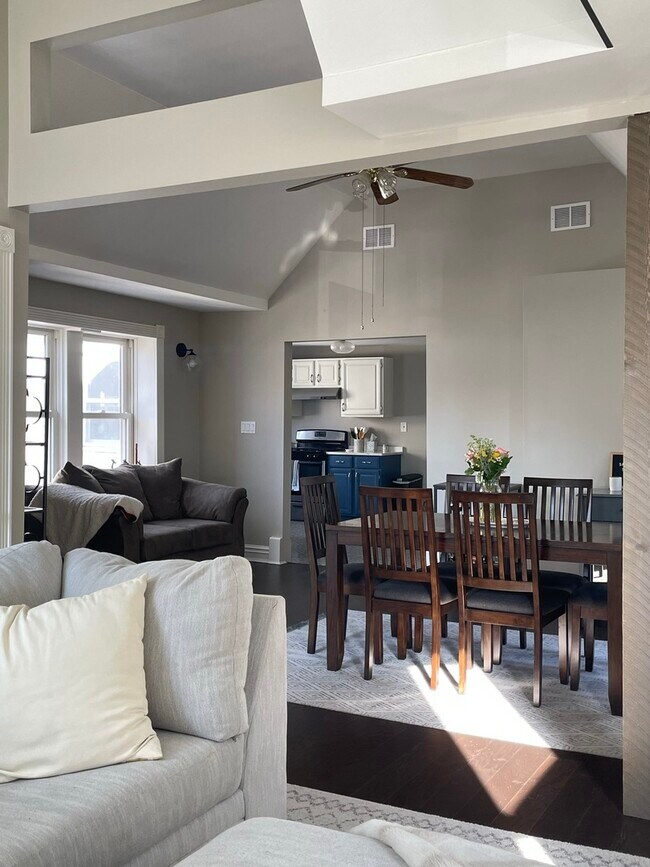 Foto del edificio - 4017 N Kildare Ave