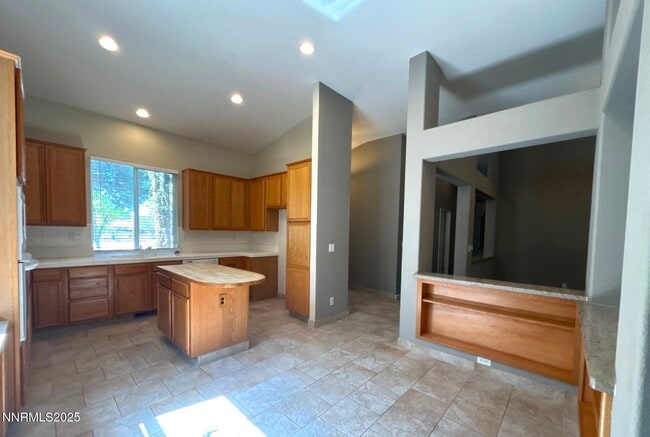 Building Photo - 2662 Pride Dr