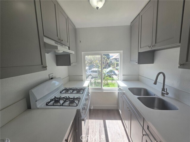 Foto del edificio - 2223 E 2nd St