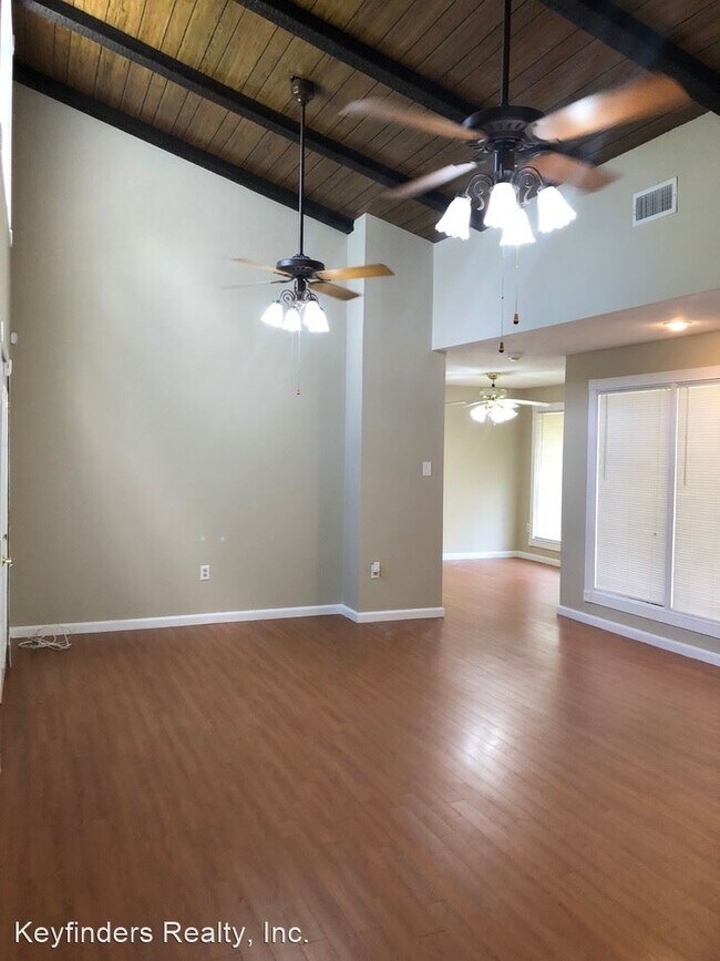 Building Photo - 3 br, 2 bath House - 1217 Briarrose Dr.