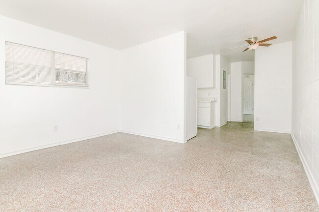 Building Photo - Cozy 2 bed/2 bath home for rent in the Mil...