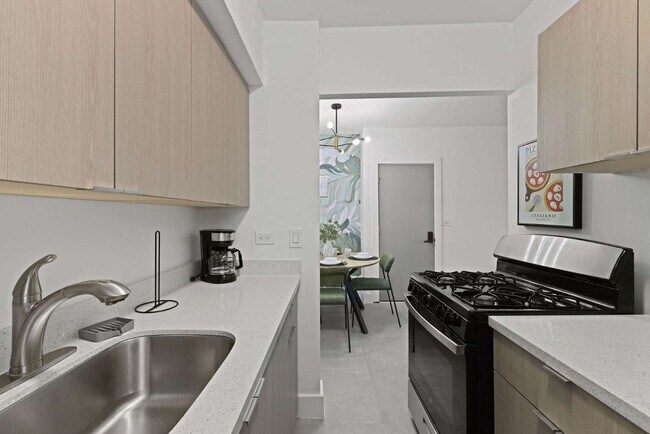 Building Photo - 7340 Harding Ave