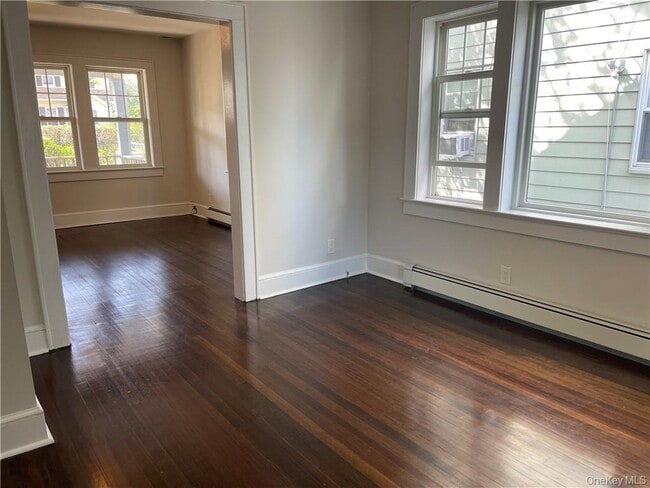 Building Photo - 227-229-229 S Ridge St