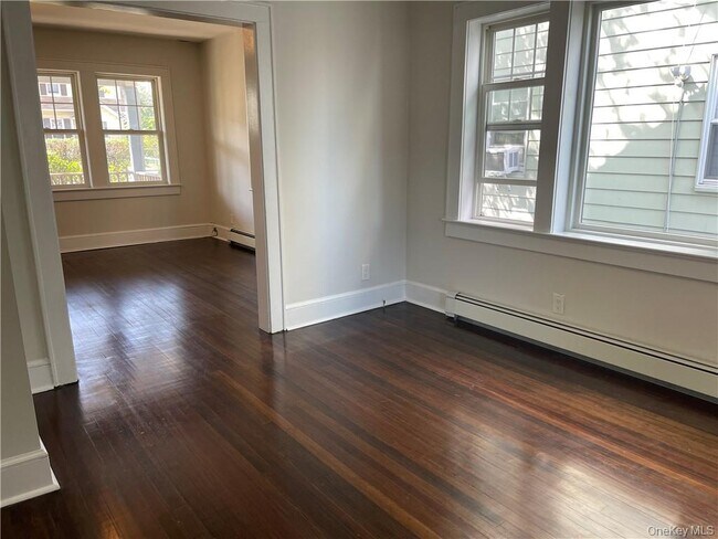 Foto del edificio - 227-229-229 S Ridge St