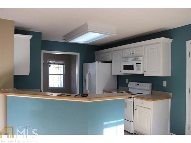Building Photo - 945 Haymon Dr