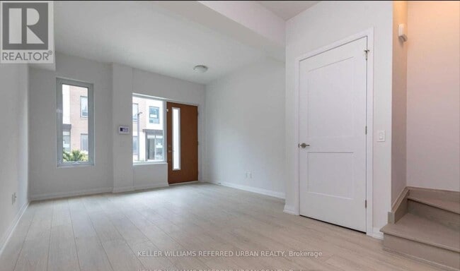 Building Photo - 1030 Portage Pkwy