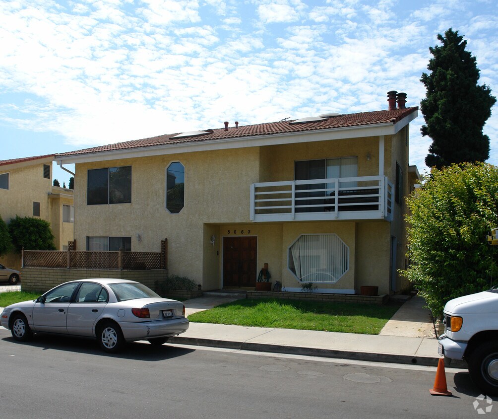 Foto del edificio - 5062 Dunbar Ave