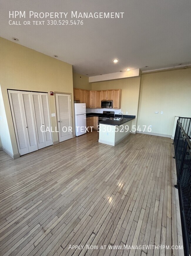 Foto del edificio - 2404 Prospect Ave E