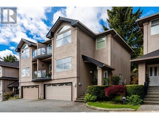Building Photo - 2951-2951 Panorama Dr
