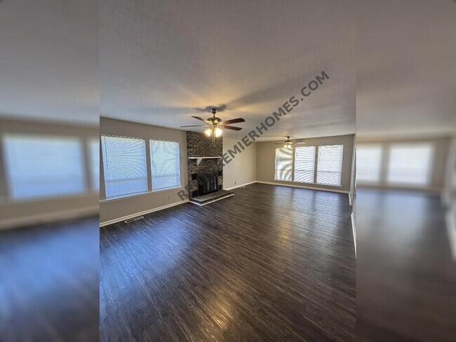 Foto del edificio - 7610 Choctaw Rd
