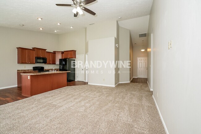 Foto del edificio - NEW LOWER RENTAL RATE LEASING SPECIAL: Rec...