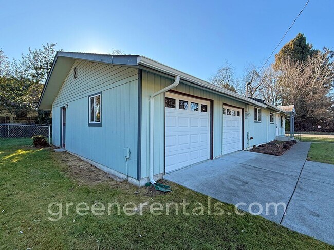 Foto del edificio - Coming Soon! 2BR 1.75BA Rambler in Olympia/Tumwater Neighborhood