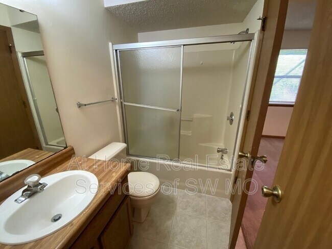 Foto del edificio - 3364 S Moreland Ct