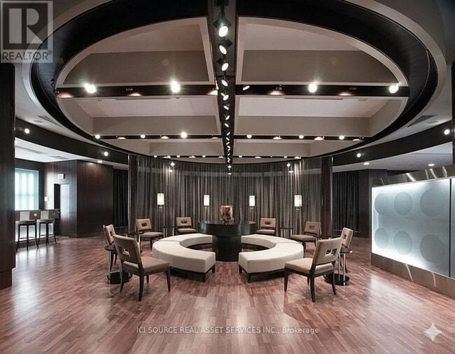 Building Photo - 3880 Duke of York Blvd