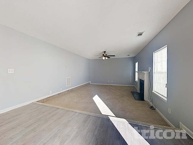Building Photo - 2372 Creel Rd
