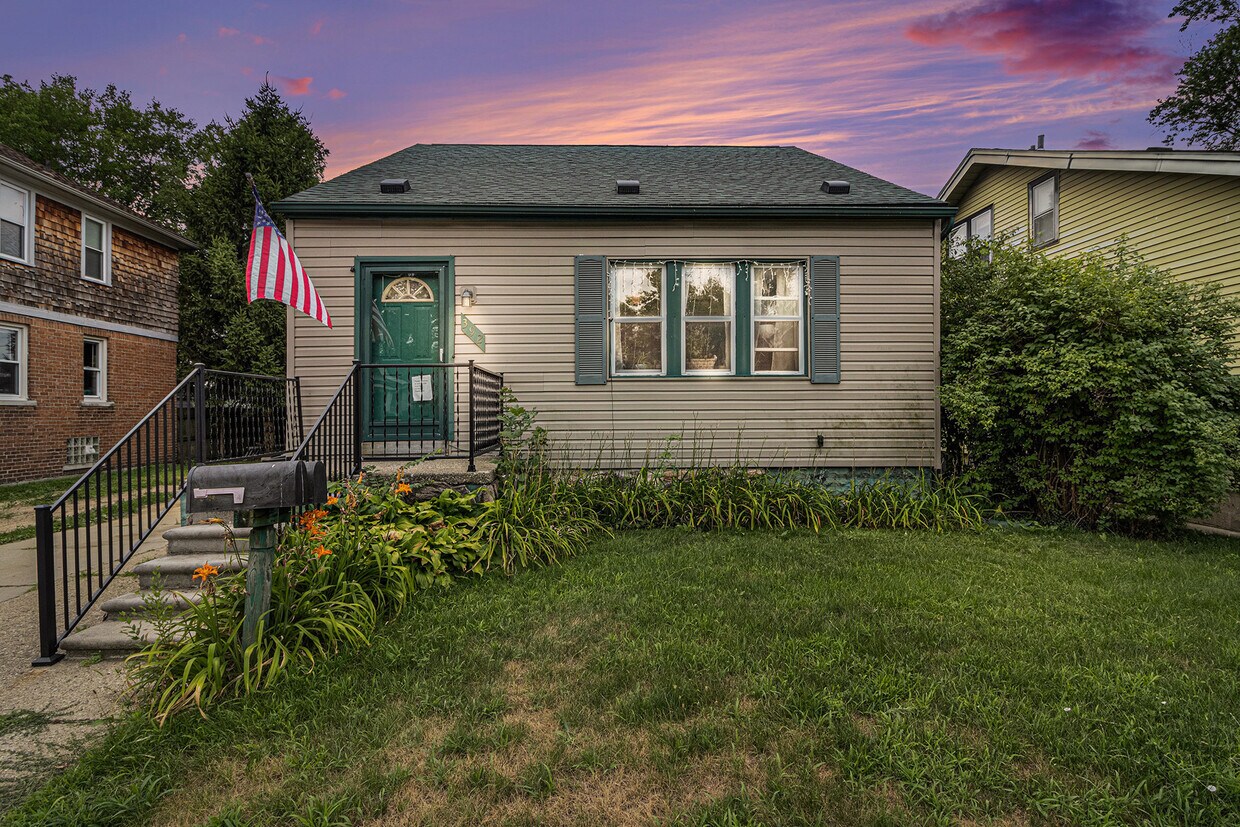 Foto principal - 392 E Cambourne St