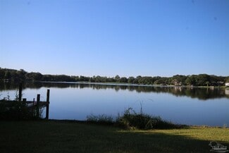 Building Photo - 6103 E Shore Dr