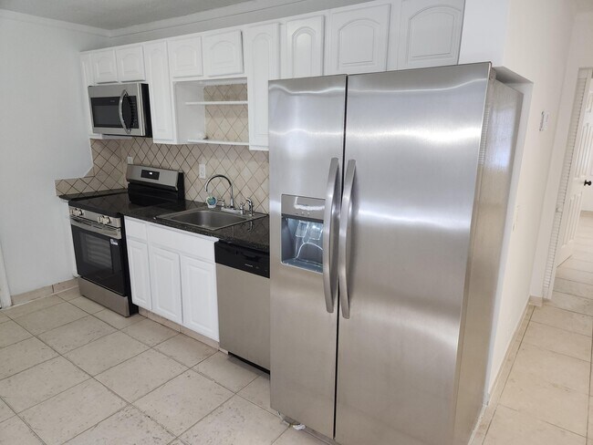 Foto del edificio - 210 NW 13th Ave