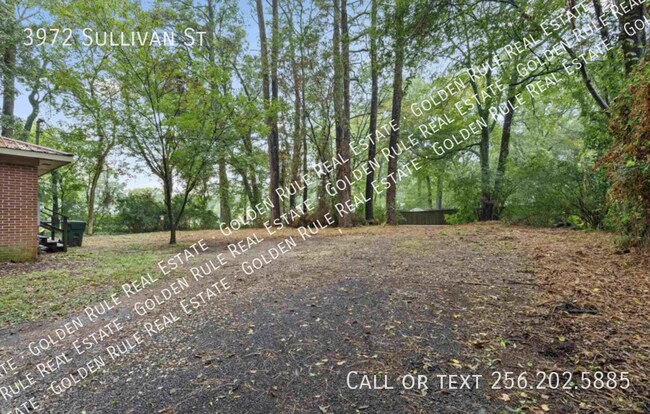 Foto del edificio - 3972 Sullivan St