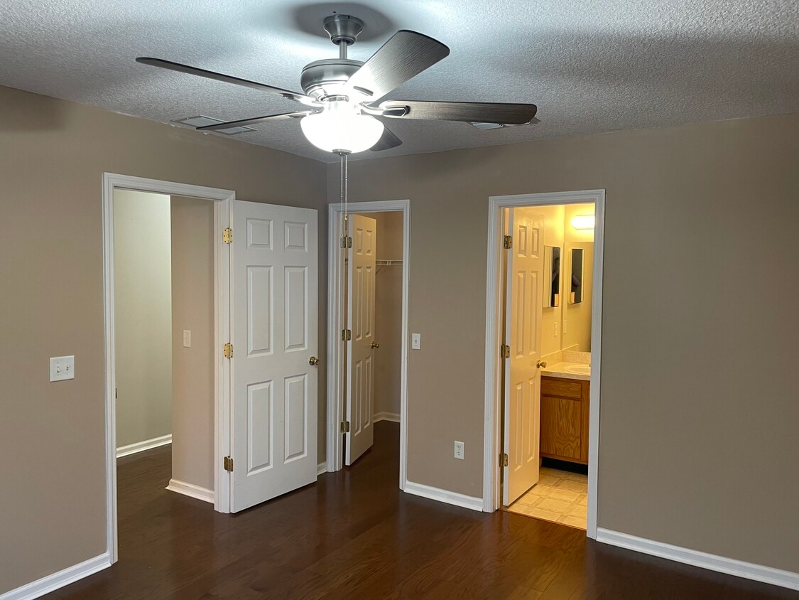 454 Vermont Ave, Green Cove Springs, FL 32043 House Rental in Green