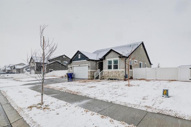 Foto del edificio - 419 E Mount Peale Dr