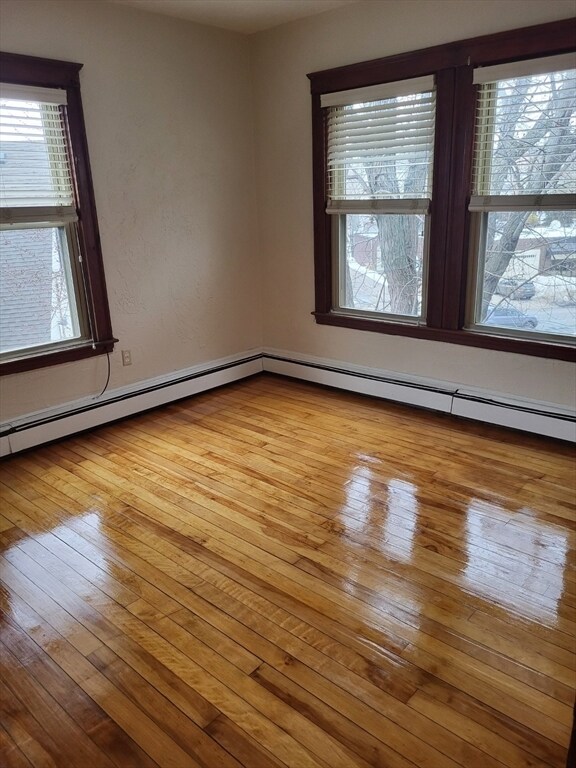 Building Photo - 139 How St