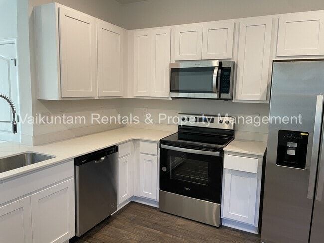 Building Photo - 9312 Kiskadee Ct
